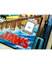 Zoom sur l'apron et le lecteur QR Code du flipper Jaws Limited Edition